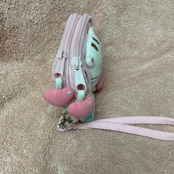 ESO Child’s kitty/cat wristlet - Picture 6 of 6